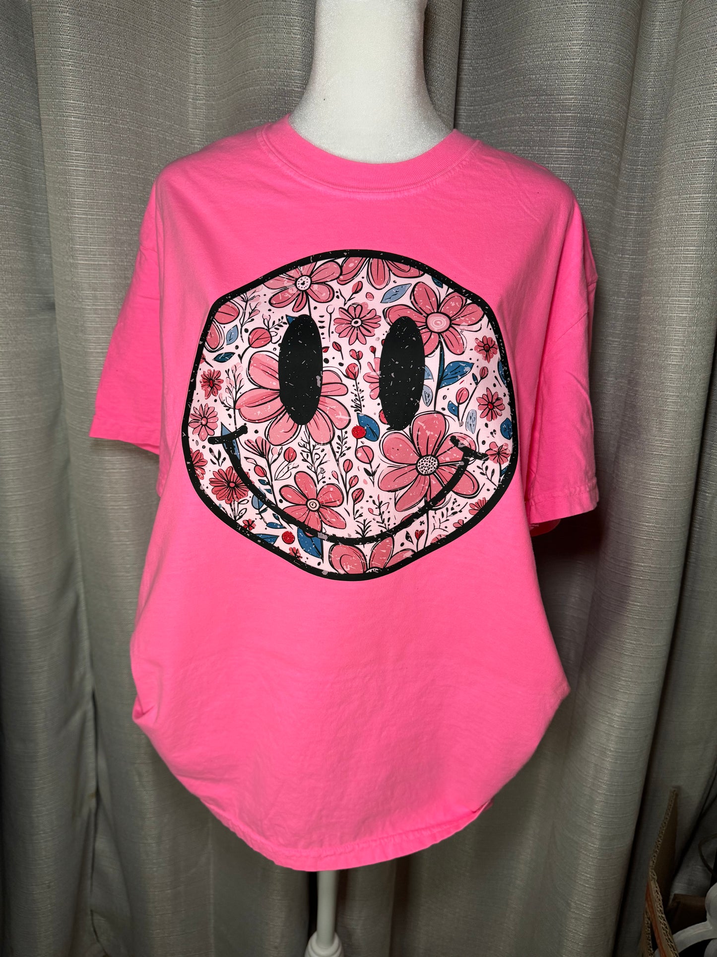 Smiley Floral Neon Pink