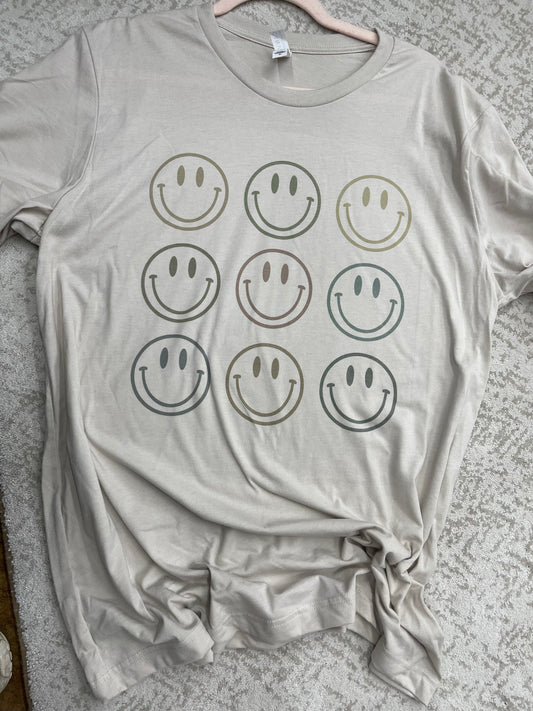 Smiley TEE